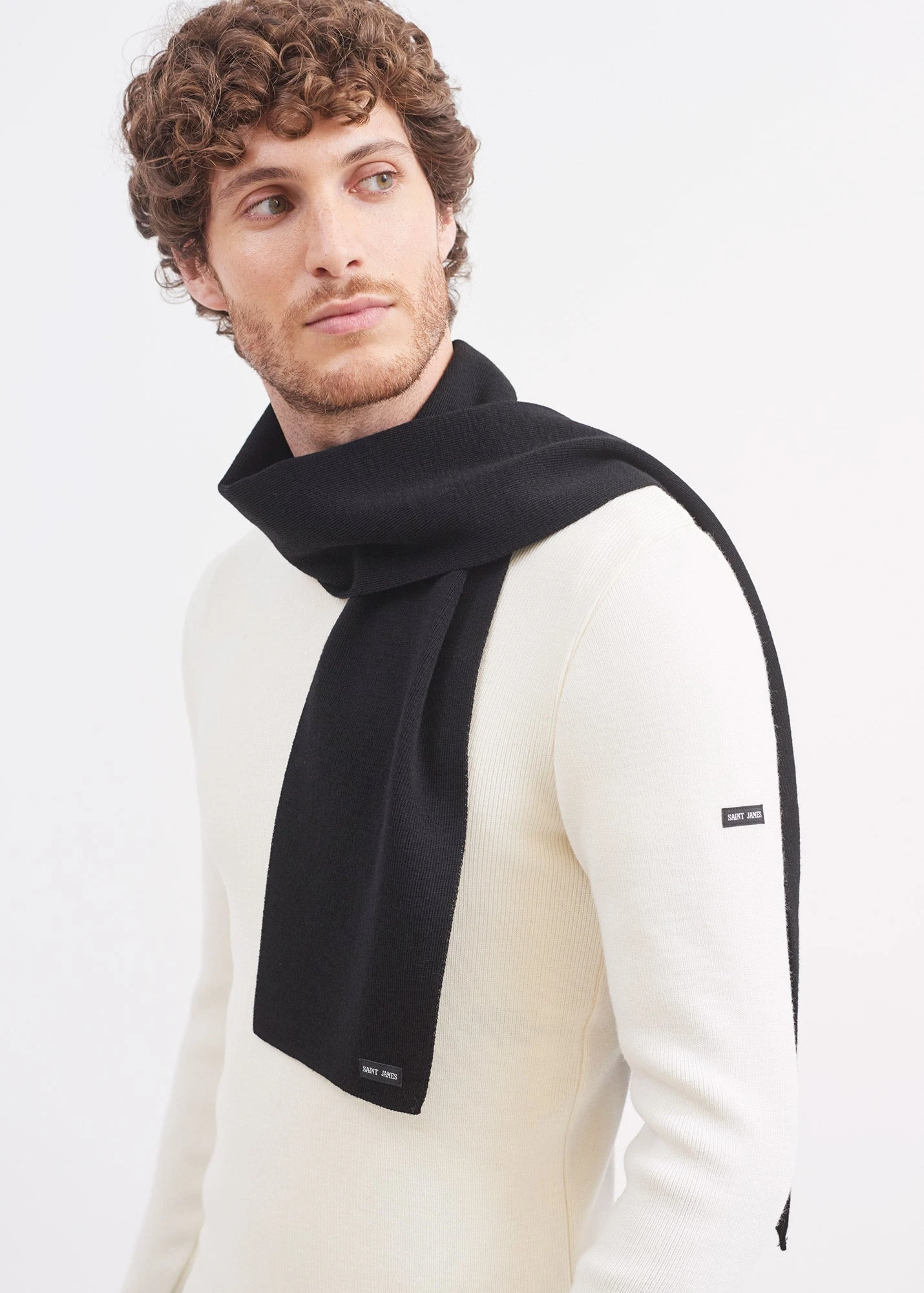 SAINT JAMES Echarpe Unie Scarf - En Pure Laine Vierge (NOIR) 4 SAINT JAMES Echarpe Unie Scarf - En Pure Laine Vierge (NOIR) - Image 2