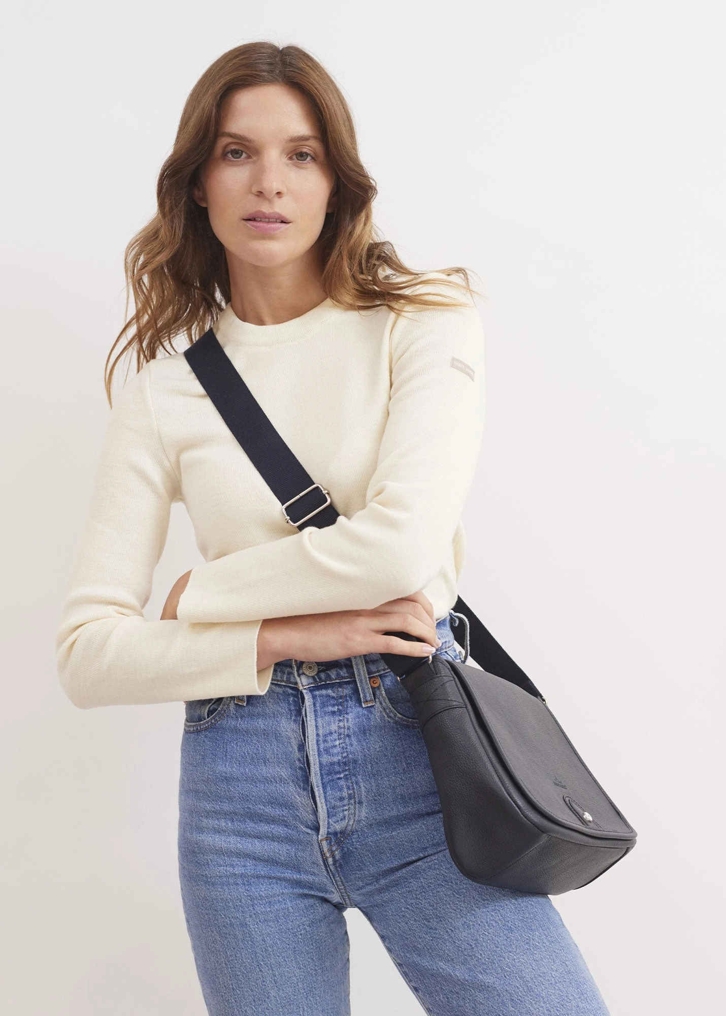 SAINT JAMES Sac Escapade - à Bandoulière En Cuir De Vachette (MARINE) 3 SAINT JAMES Sac Escapade - à Bandoulière En Cuir De Vachette (MARINE)