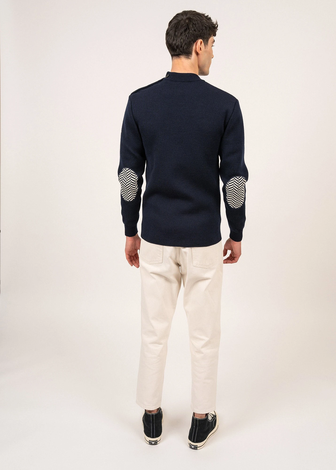 Pull Marin Le Chevron - SAINT JAMES X Le Slip Français En Laine Vierge (MARINE/ECRU) 4 Pull Marin Le Chevron - SAINT JAMES X Le Slip Français En Laine Vierge (MARINE/ECRU) - Image 2