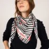 SAINT JAMES Foulard Carré Rayé - Multicolore (ECUME/NAVY/TULIPE) -Chic Marin Soldes 1954 K7 ECUM NAVY TULIPE E Shop BD 01