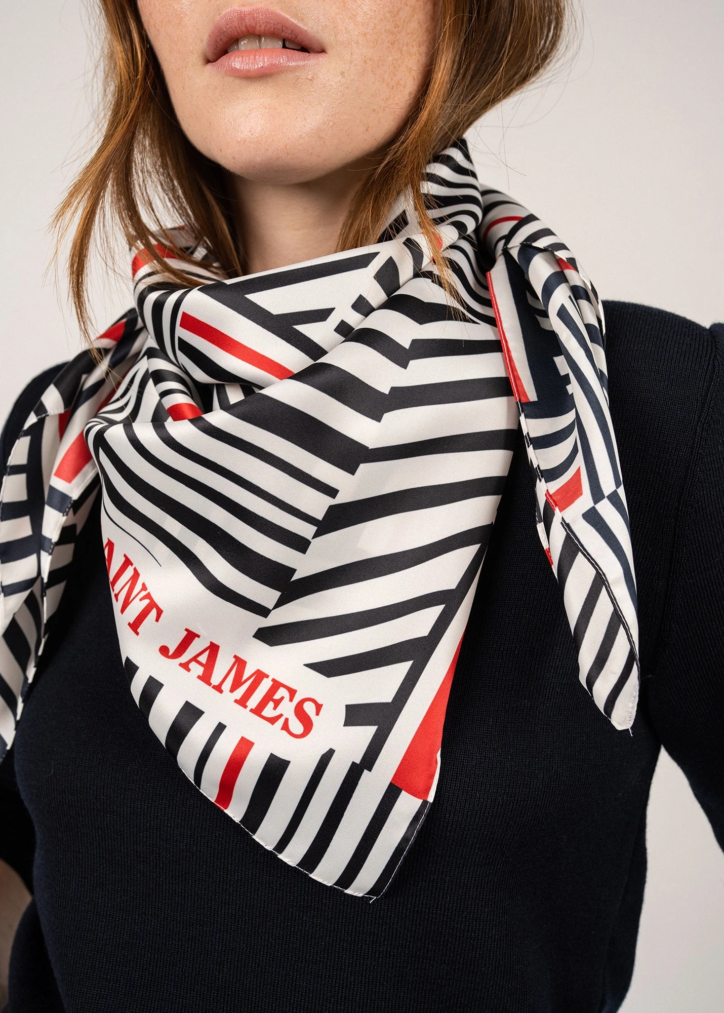 SAINT JAMES Foulard Carré Rayé - Multicolore (ECUME/NAVY/TULIPE) 4 SAINT JAMES Foulard Carré Rayé - Multicolore (ECUME/NAVY/TULIPE) - Image 2