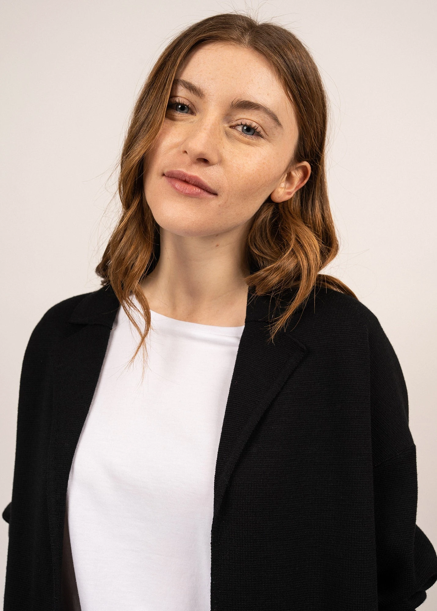 SAINT JAMES Veste Longue Biarritz Réédit - à Col Chemisier, En Laine (NOIR) 6 SAINT JAMES Veste Longue Biarritz Réédit - à Col Chemisier, En Laine (NOIR) - Image 4