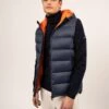 SAINT JAMES Doudoune Sans Manche St Otis - à Capuche (NAVY/ORANGE FLUO) -Chic Marin Soldes 2073 NAVY ORANGE FLUO 01
