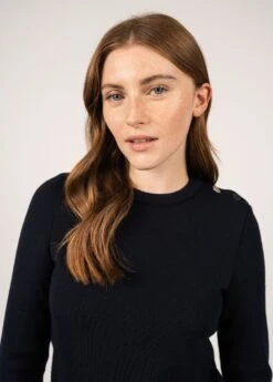 Pull Marin Brégançon à Coudières - SAINT JAMES X Comédie Française (NAVY) 10 Pull Marin Brégançon à Coudières - SAINT JAMES X Comédie Française (NAVY) -Chic Marin Soldes 2595 CC NAVY E shop BD 04