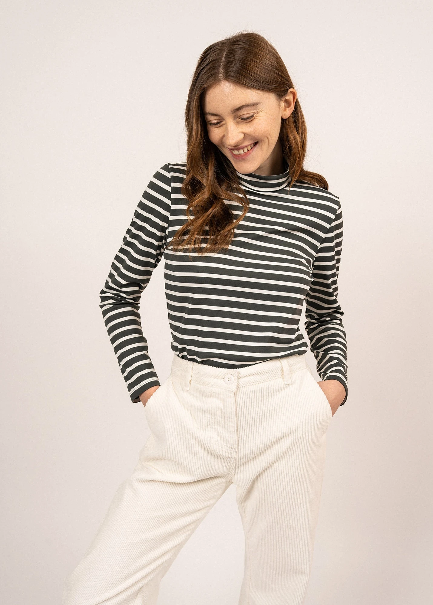 SAINT JAMES T-shirt Oural - à Col Roulé Rayé, En Jersey (VEGETAL/ECUME) 3 SAINT JAMES T-shirt Oural - à Col Roulé Rayé, En Jersey (VEGETAL/ECUME)